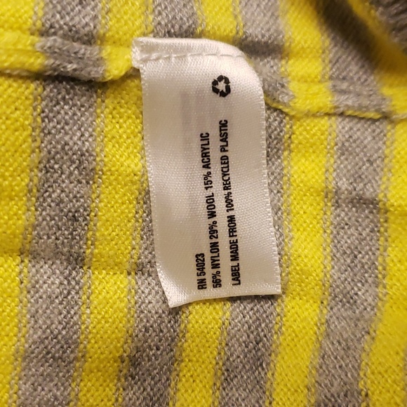 Gap Yellow Gray striped sweater - Picture 4 of 4